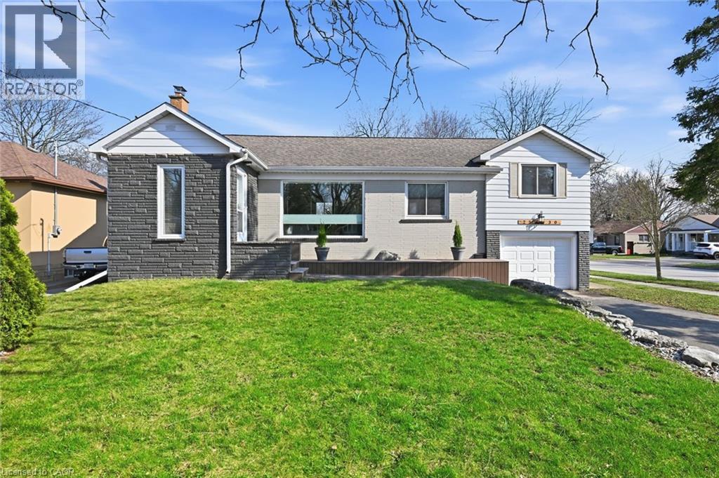 2330 ALMA DALE Drive, Burlington