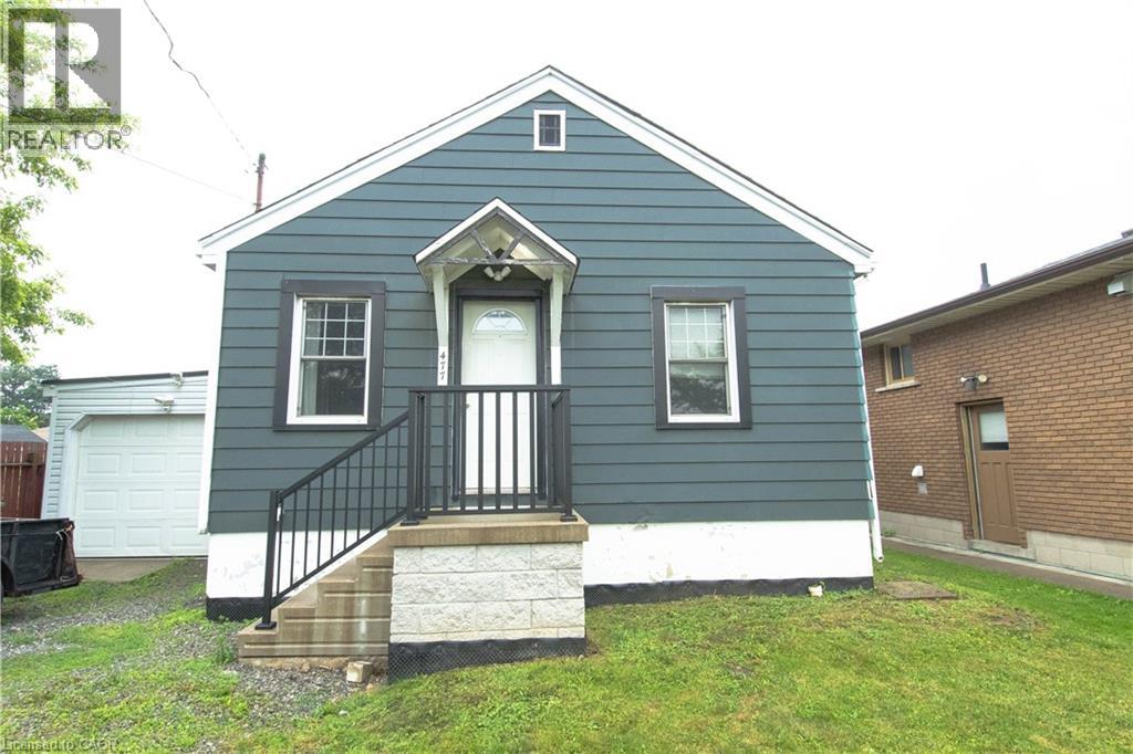 477 UPPER GAGE Avenue, Hamilton