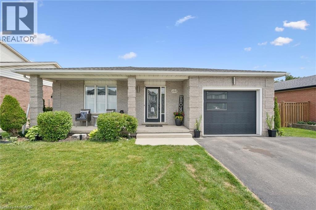 122 LISBON PINES Drive, Cambridge