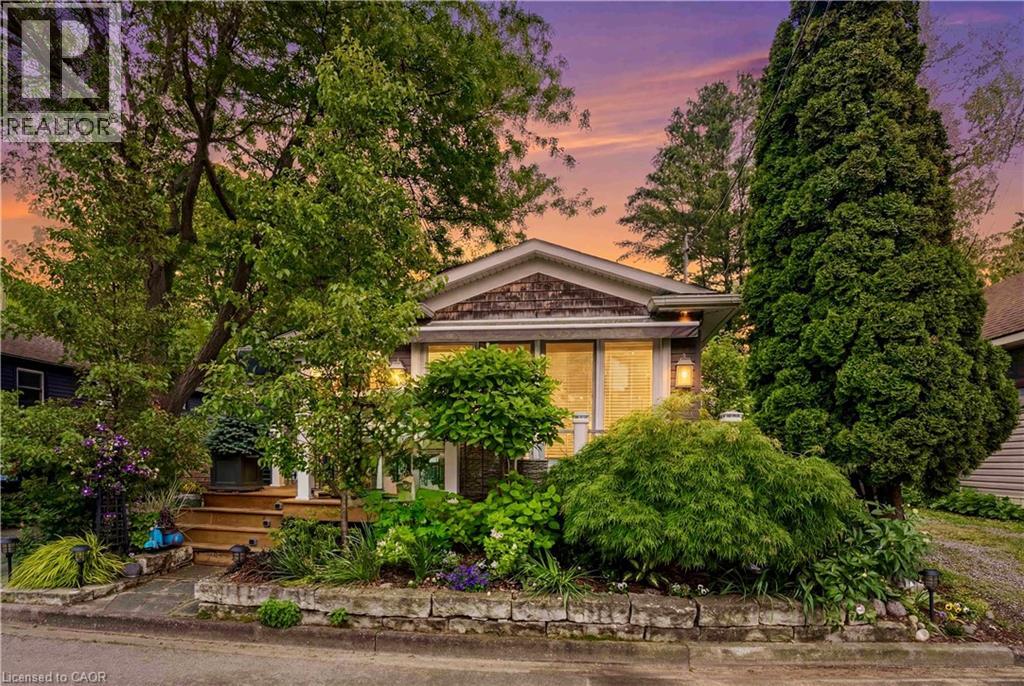 11 PEEL Street, St. Catharines