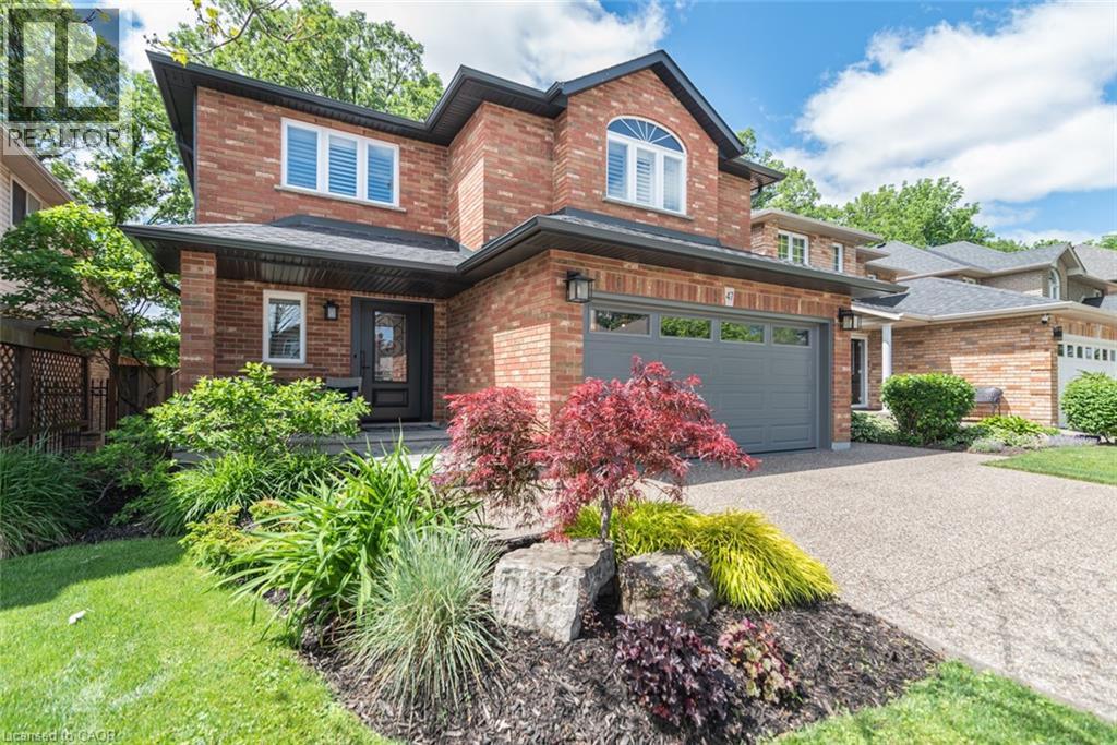 47 PANTANO Drive, Hamilton