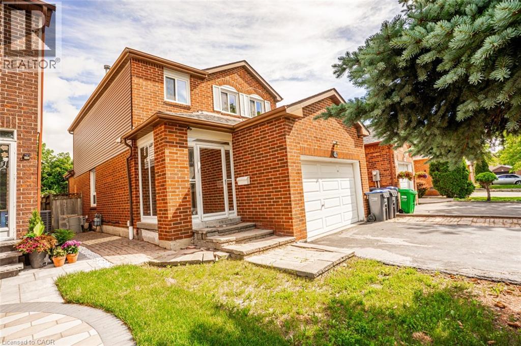 15 CRESSWELL Drive, Brampton