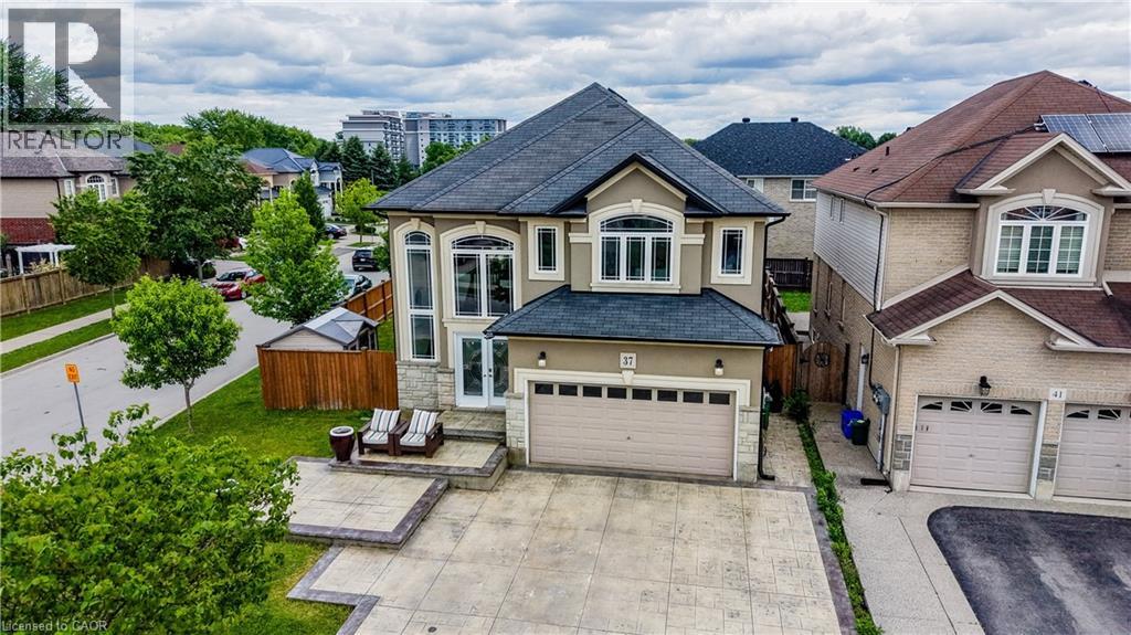 37 DAVINCI Boulevard, Hamilton