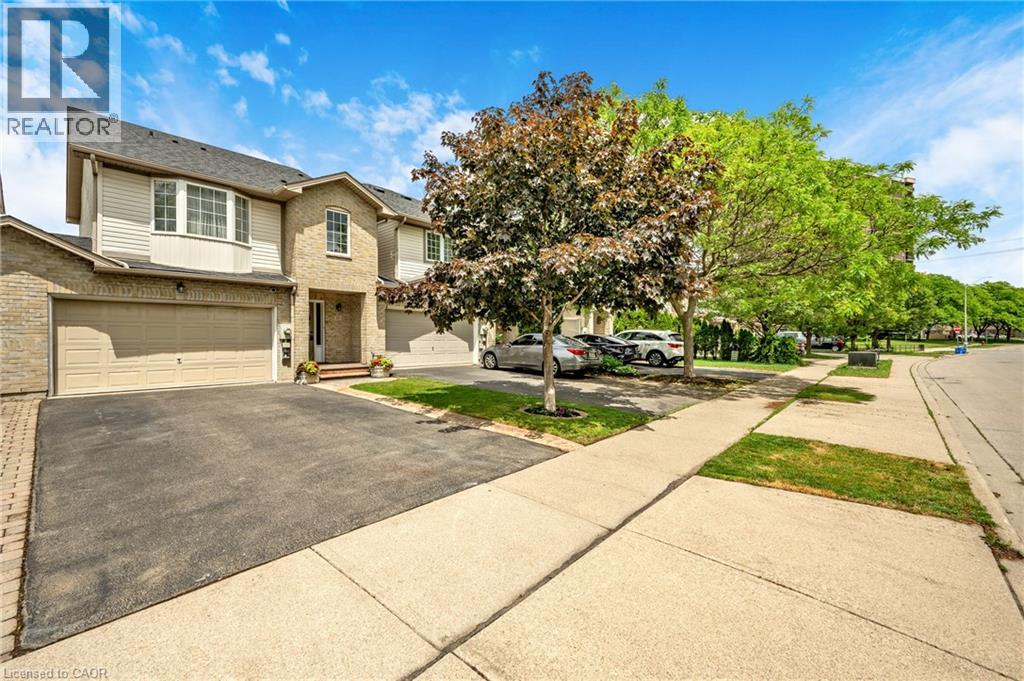 117 FRANCES Avenue, Stoney Creek