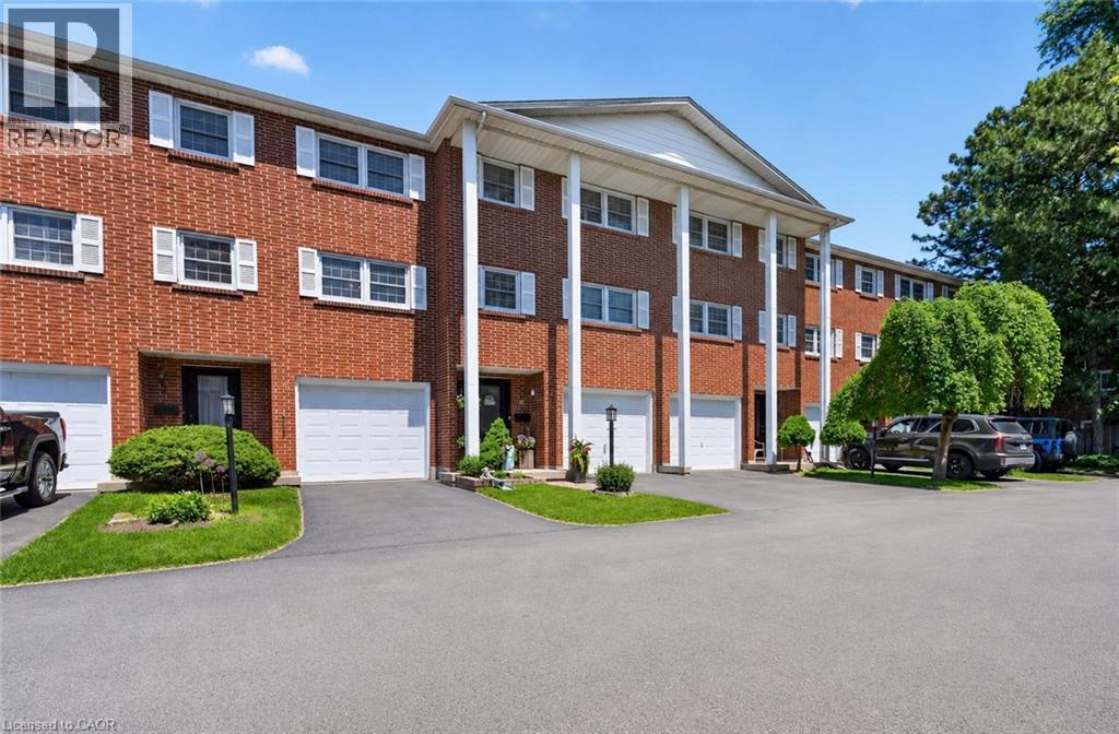 91 LIVINGSTON Avenue UnitNo. 4, Grimsby