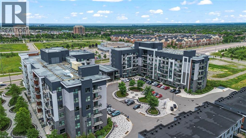 102 GROVEWOOD Common UnitNo. 121, Oakville