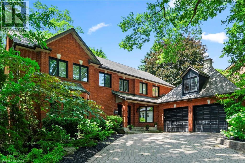 104 WHITTINGTON Place, Oakville