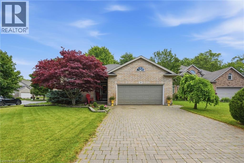 19 GREEN POINTE Drive, Welland