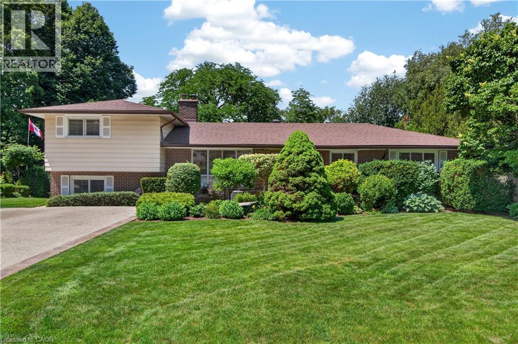 657 IROQUOIS Avenue, Ancaster