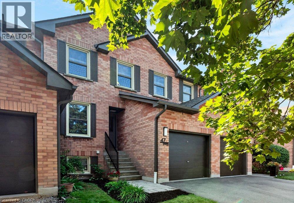 2915 HEADON FOREST Drive UnitNo. 47, Burlington