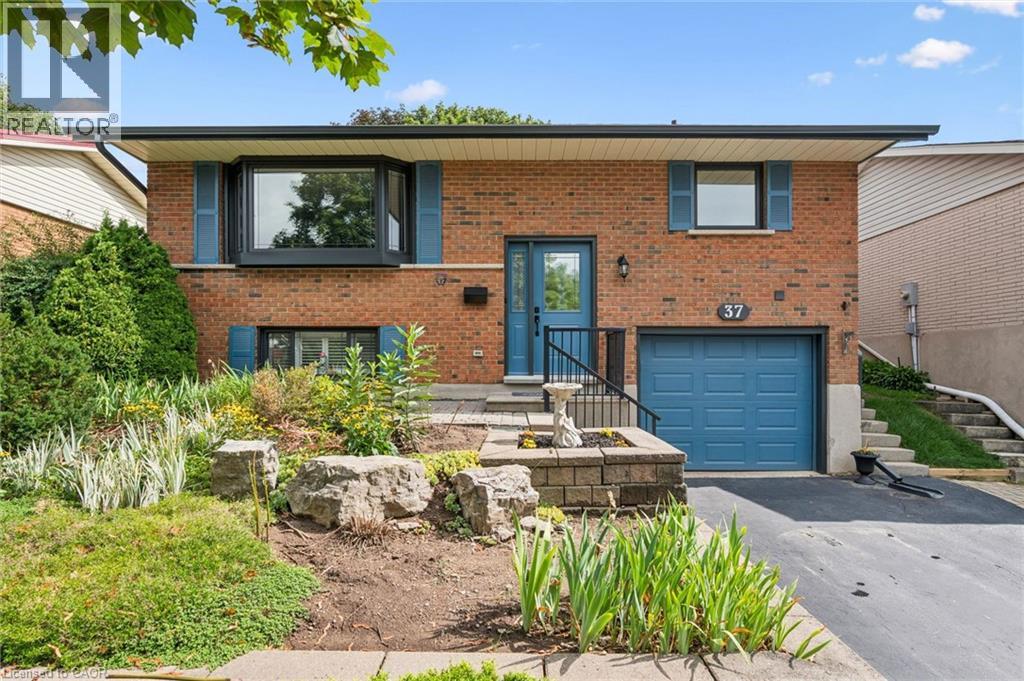37 DUNSMERE Drive, Kitchener