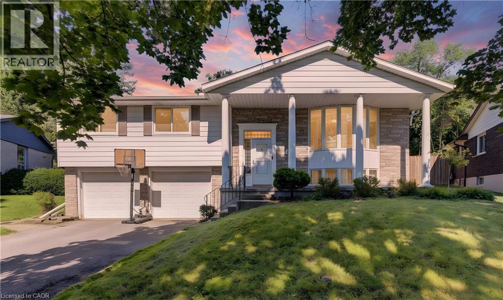 106 AUTUMN HILL Crescent, Kitchener