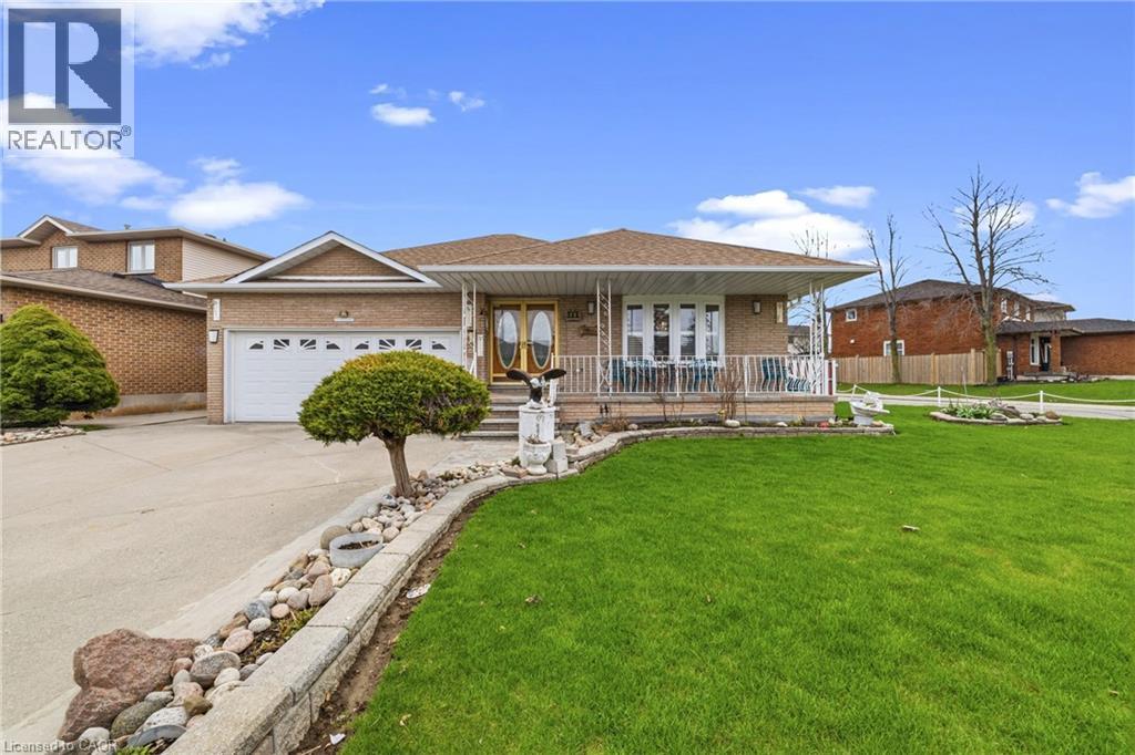 546 DICENZO Drive, Hamilton
