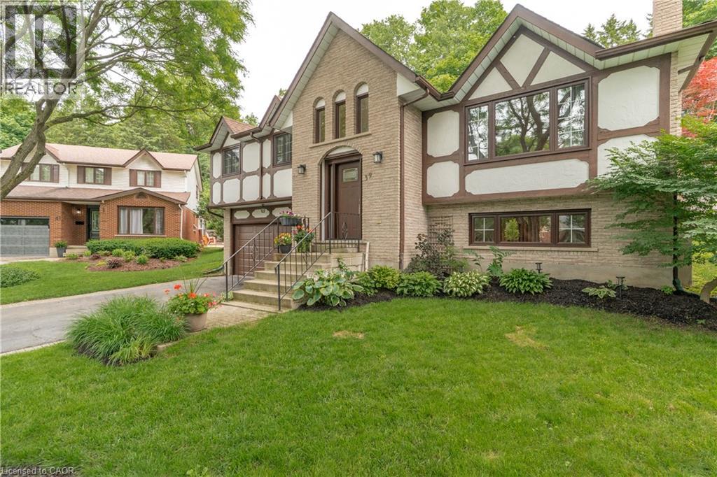 39 WAGONERS Trail, Guelph
