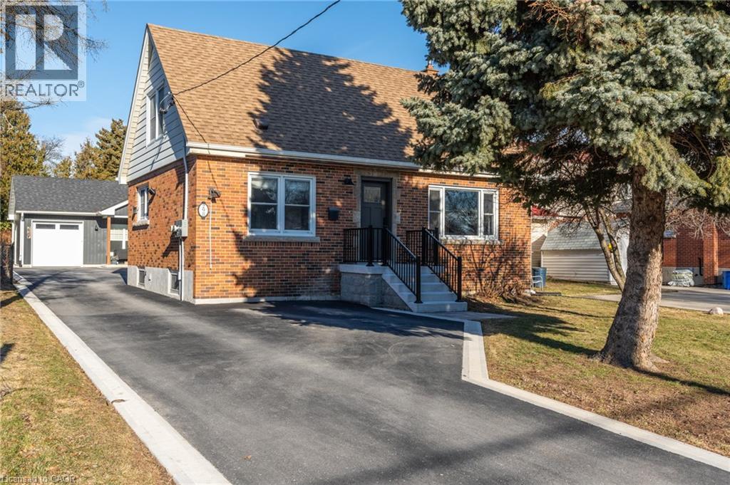 298 EAST 36TH Street, Hamilton