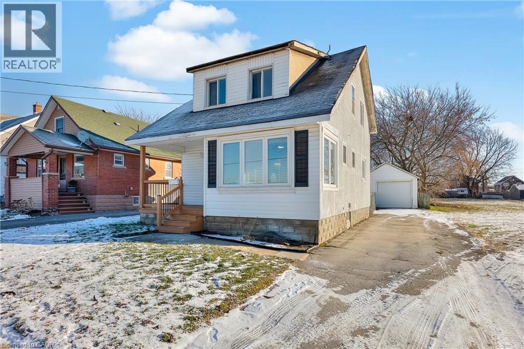 5932 CARLTON Avenue, Niagara Falls