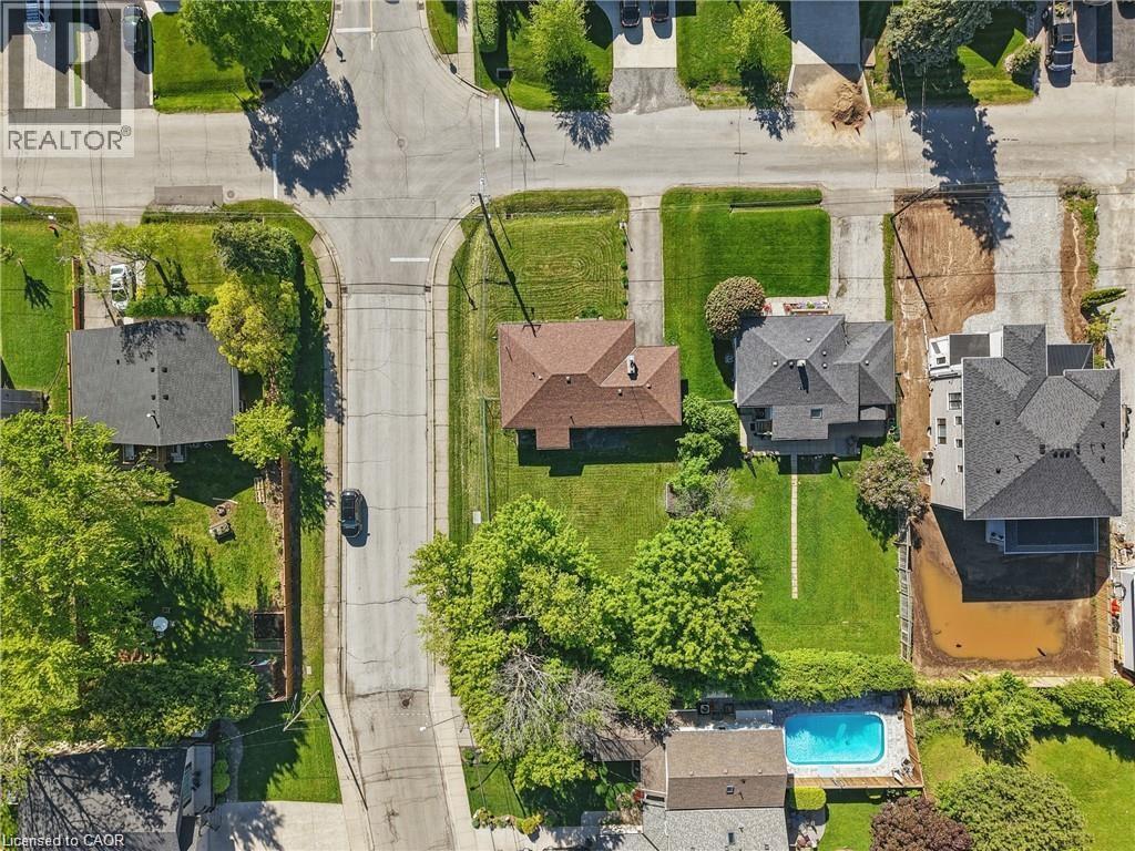 124 CORMAN Avenue, Stoney Creek