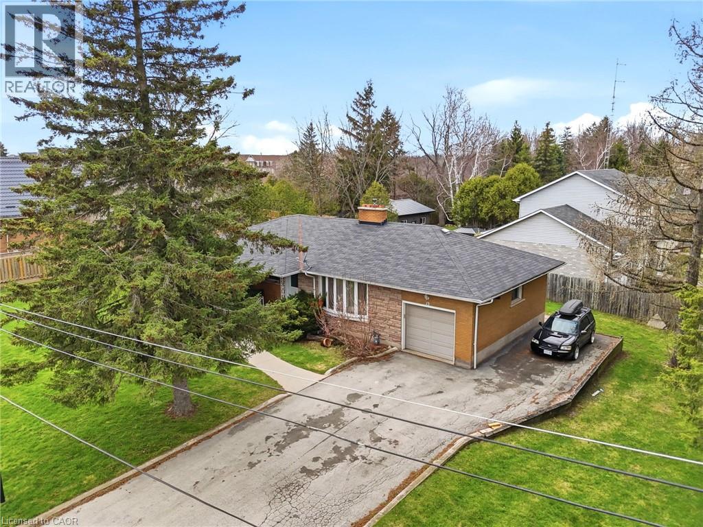 13 WESTVIEW Crescent, Waterdown