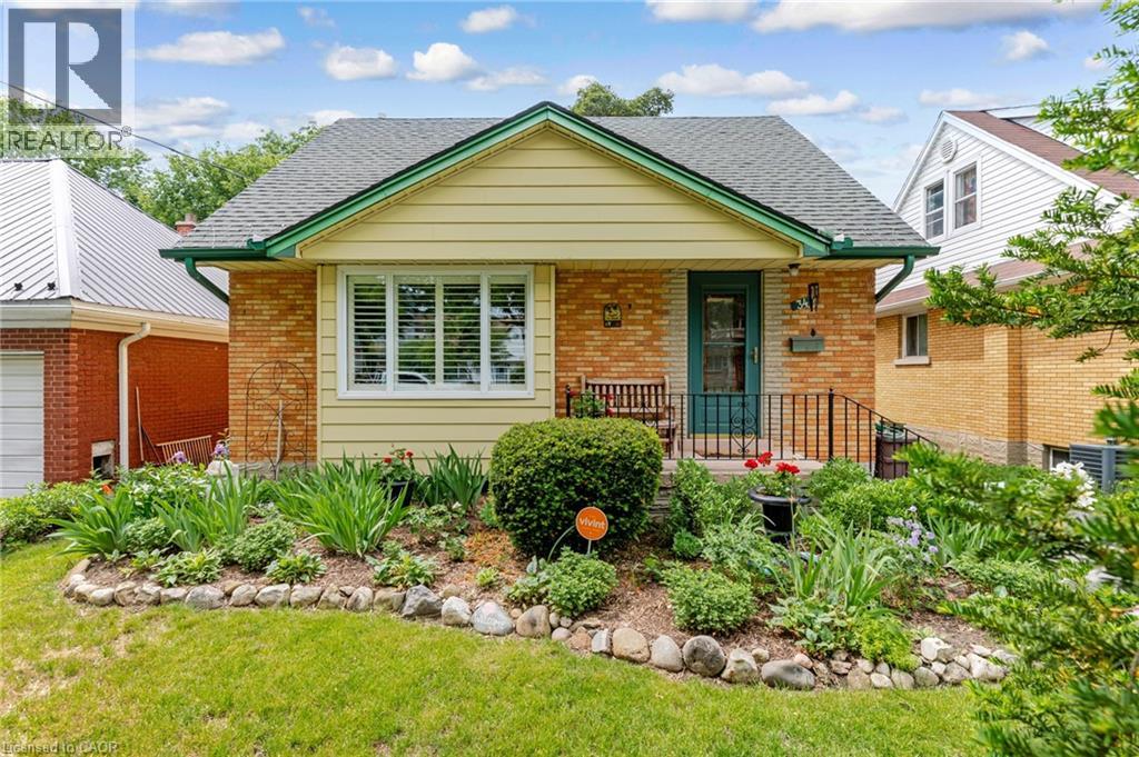 34 SIXTH Avenue, Kitchener