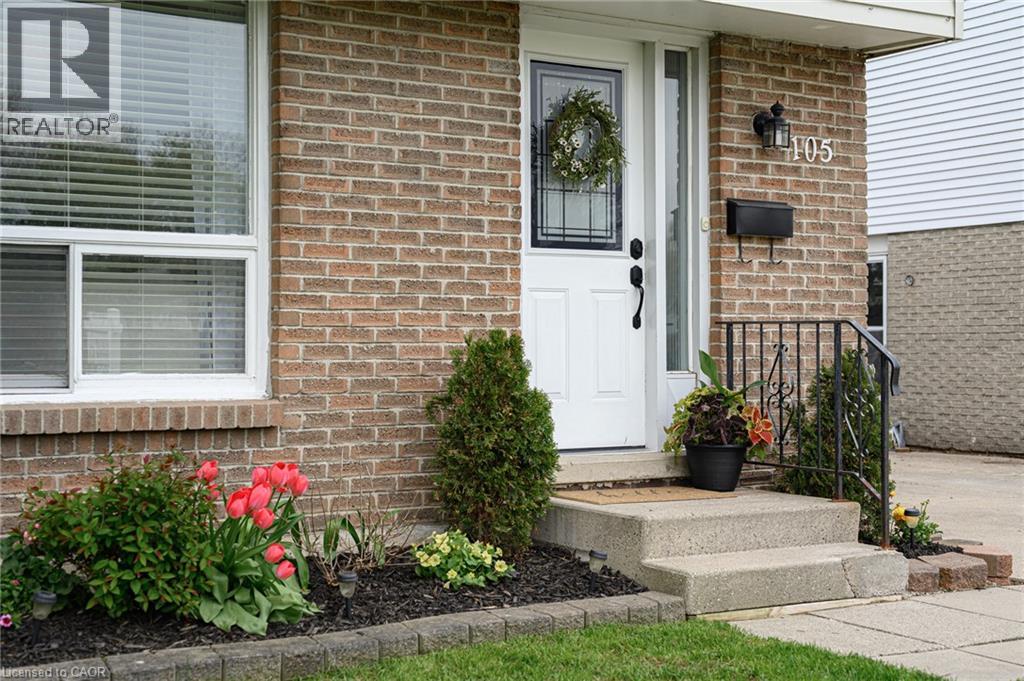 105 MAPLE Avenue, Stratford