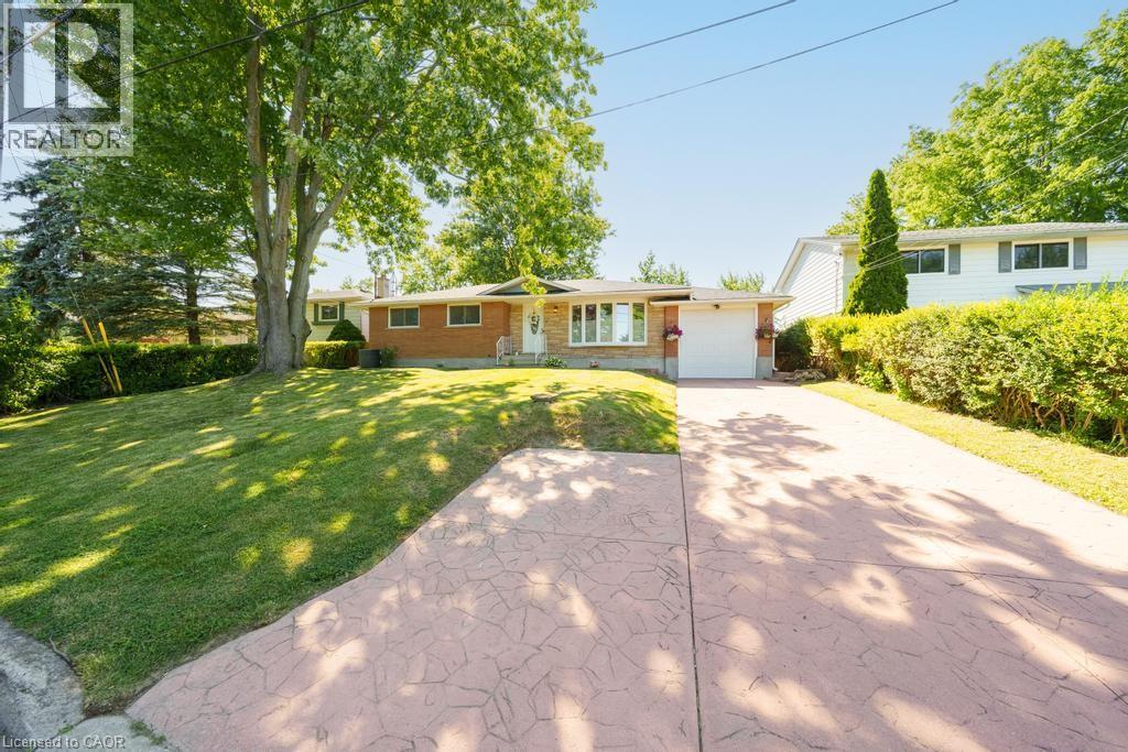 7 WALLIS Avenue, Smithville
