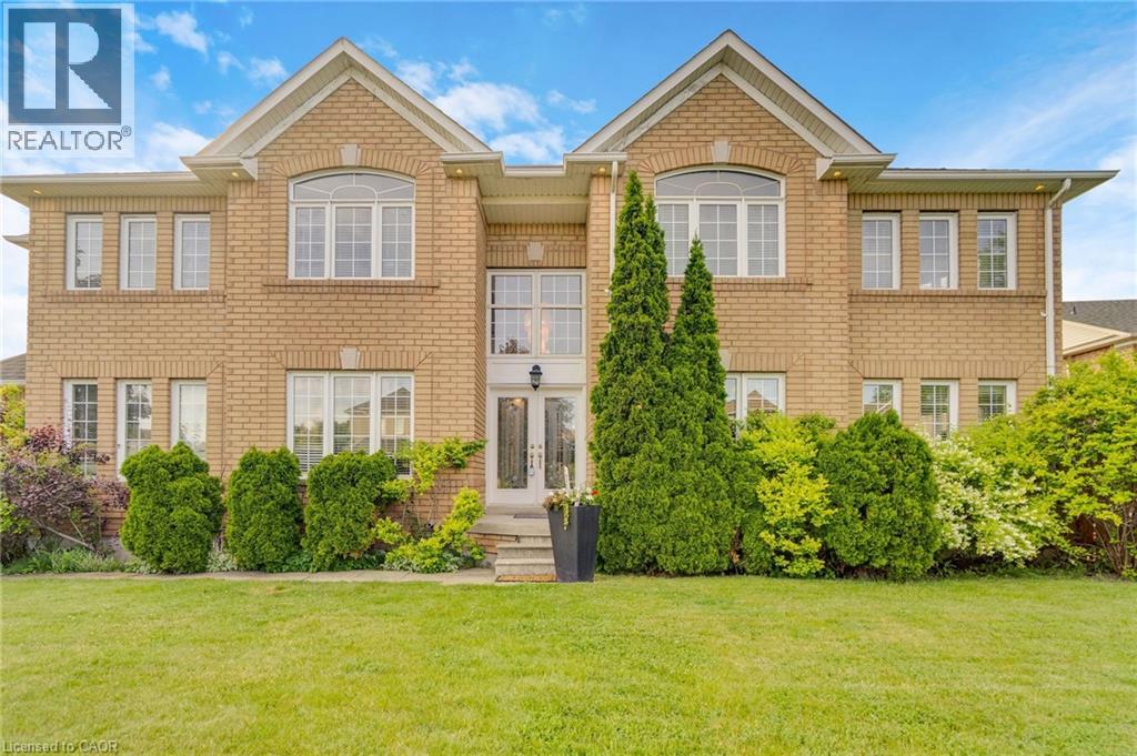 7419 BLACK WALNUT Trail, Mississauga