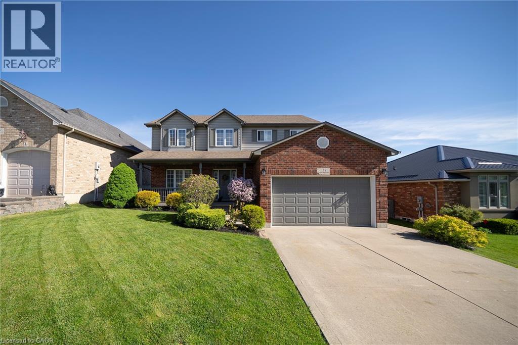 17 DRIFTWOOD Drive, Simcoe