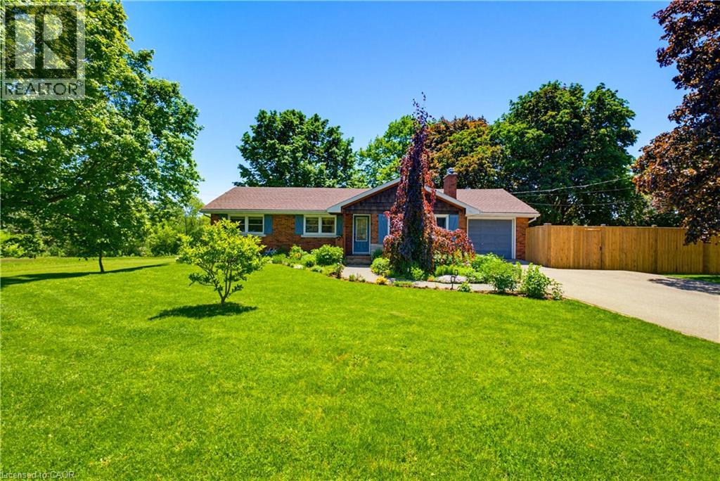 662 GLEN MORRIS Road W, Glen Morris