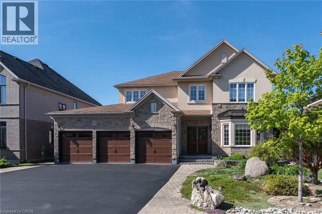 135 SCHWEITZER Crescent, Wellesley