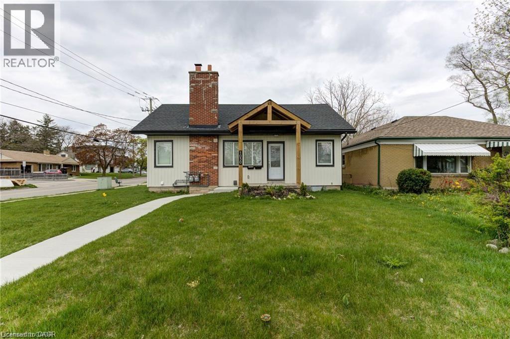 1030 QUEENS Boulevard, Kitchener