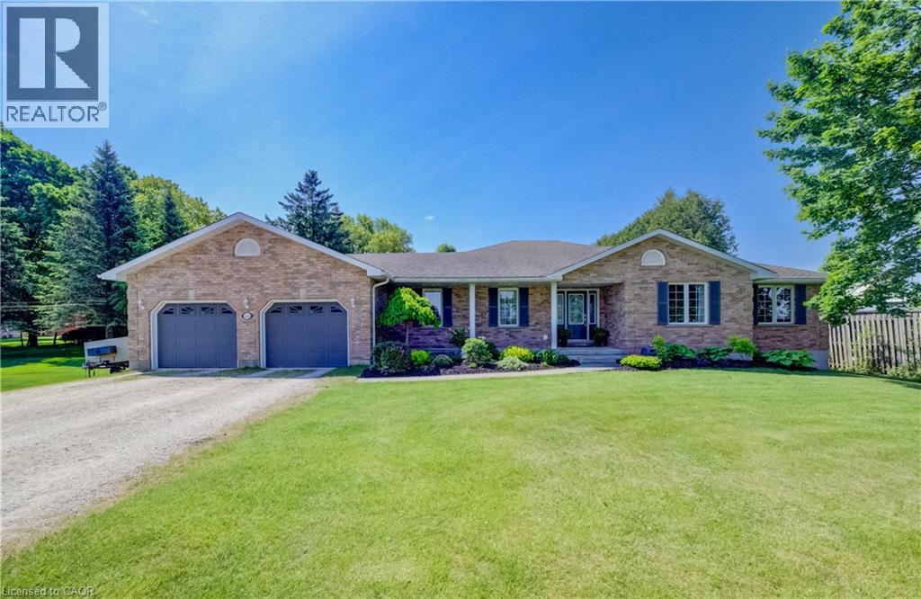 540 W SLIGO Road W, Mount Forest