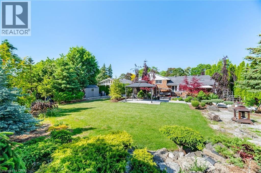 14 PLAINSMAN Road, Mississauga