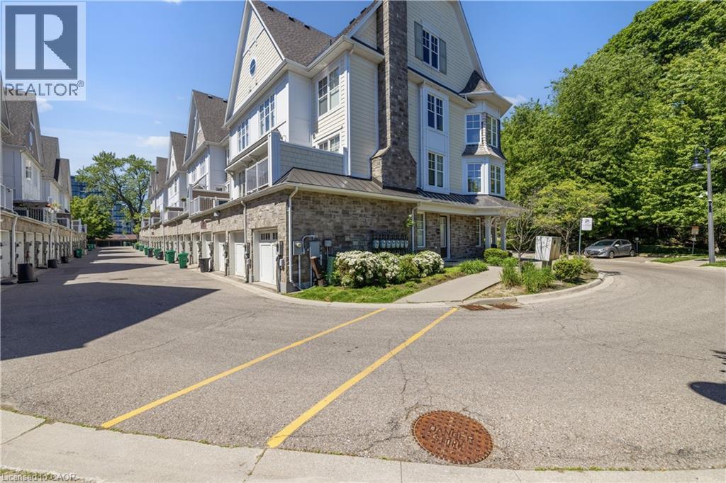 1011 DETA Road UnitNo. 904, Mississauga