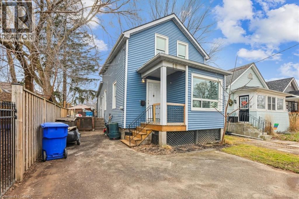 18 LINWOOD Street, St. Catharines