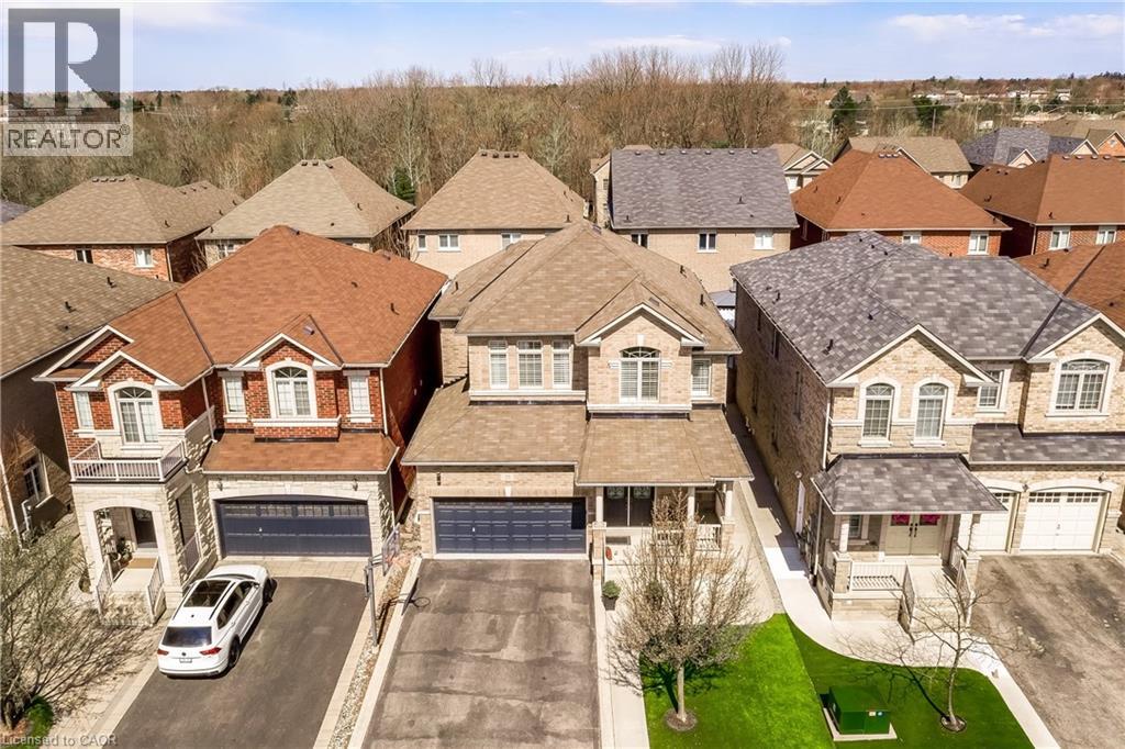 23 MCKNIGHT Avenue, Waterdown