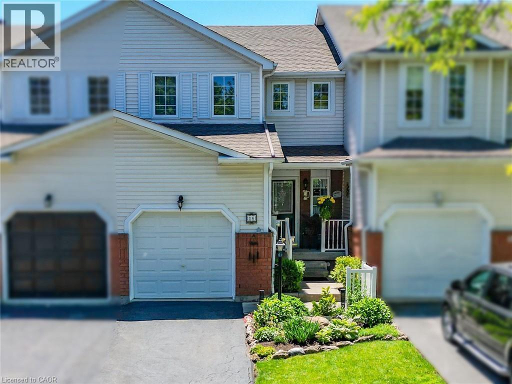 16 WALKER Court, Grimsby