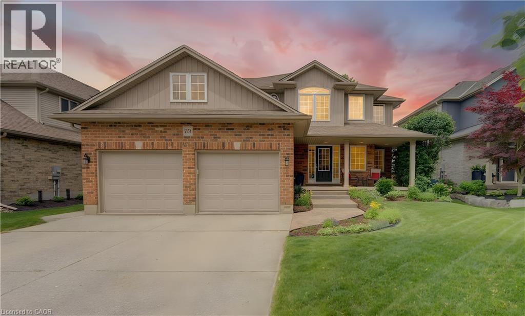 258 LASCHINGER Boulevard, New Hamburg