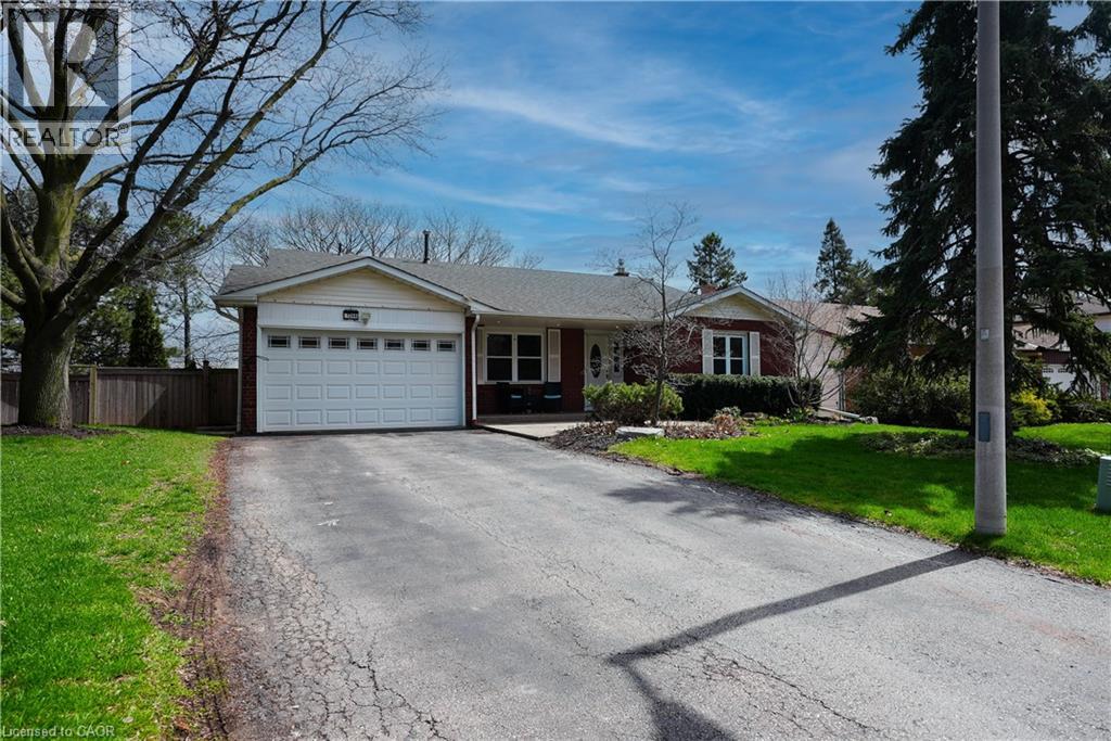 1266 LAKEVIEW Drive, Oakville
