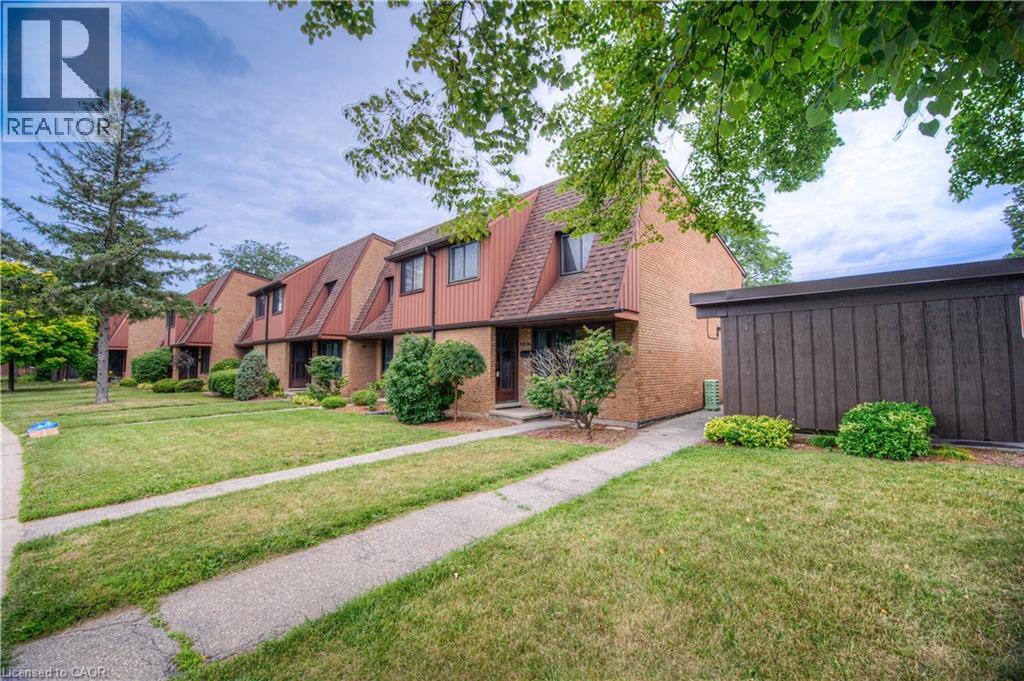 112 KINGSWOOD Drive UnitNo. 21, Kitchener