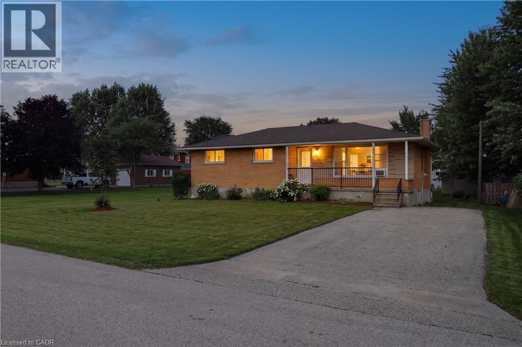 261 KING Street, Atwood