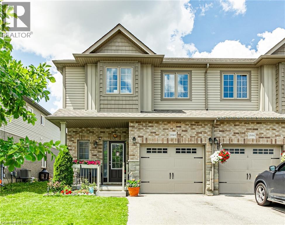 1540 DUNKIRK Avenue, Woodstock
