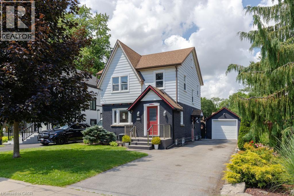 5701 DORCHESTER Road, Niagara Falls