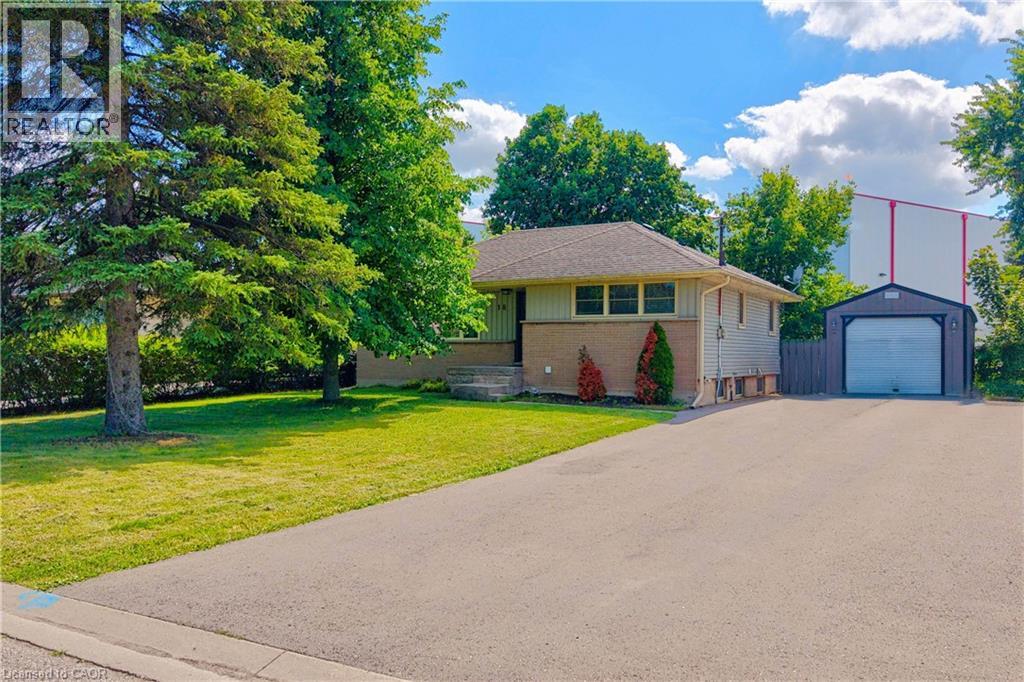 18 WILLOWDALE Street, Brantford