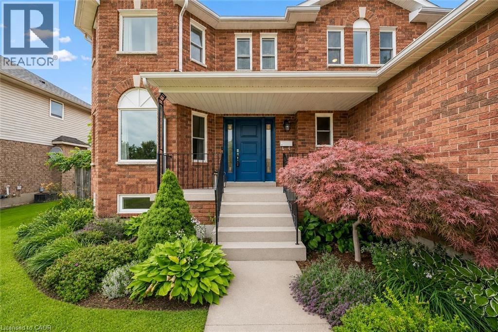 339 DANIEL Crescent, Elora