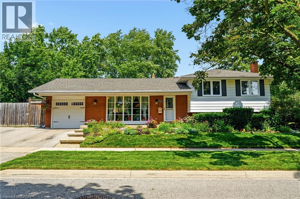 569 PARKSIDE Crescent, Burlington