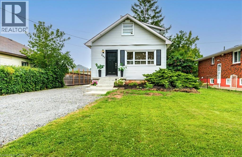 207 GREEN Road, Stoney Creek