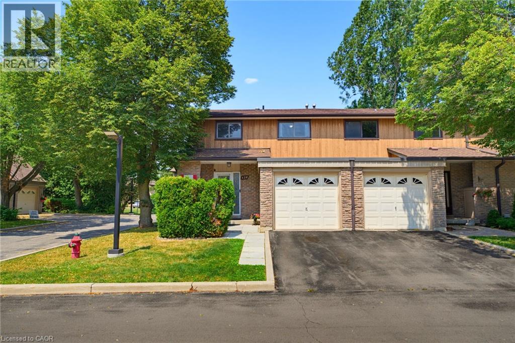 620 FORESTWOOD Crescent, Burlington