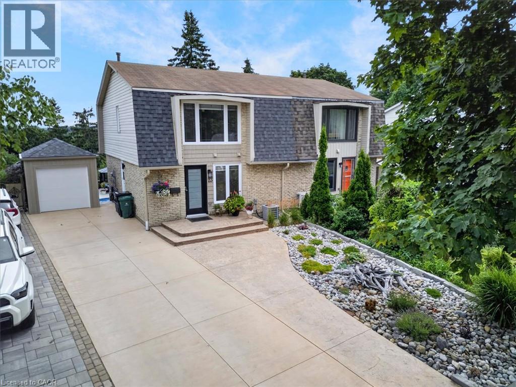 23 BRIAR KNOLL Drive, Kitchener