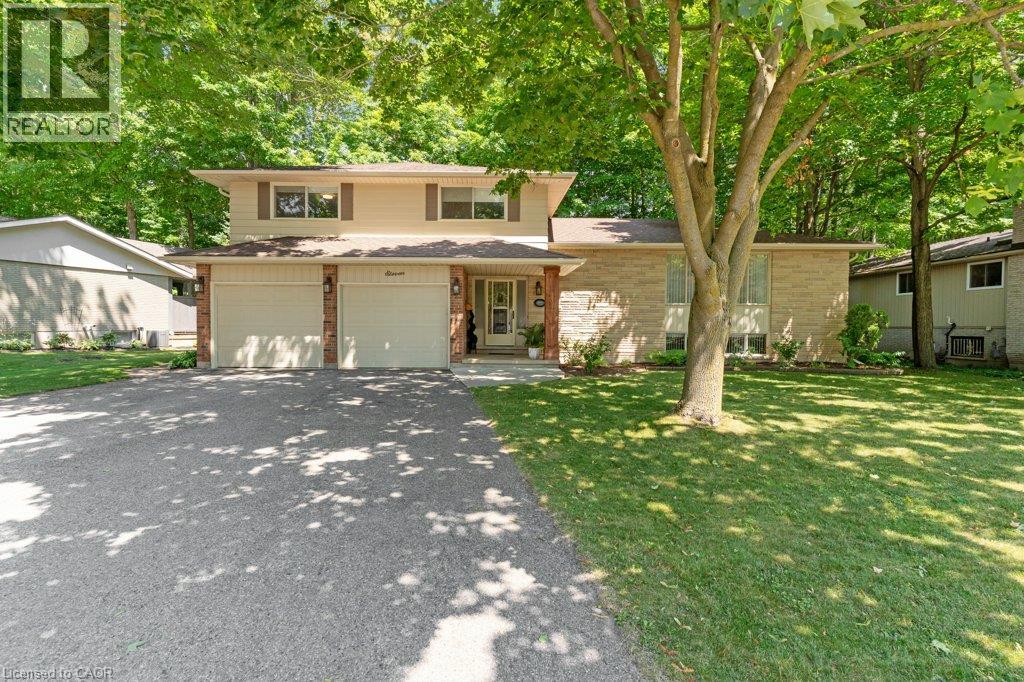 11 GREY OWL Drive, Elmira