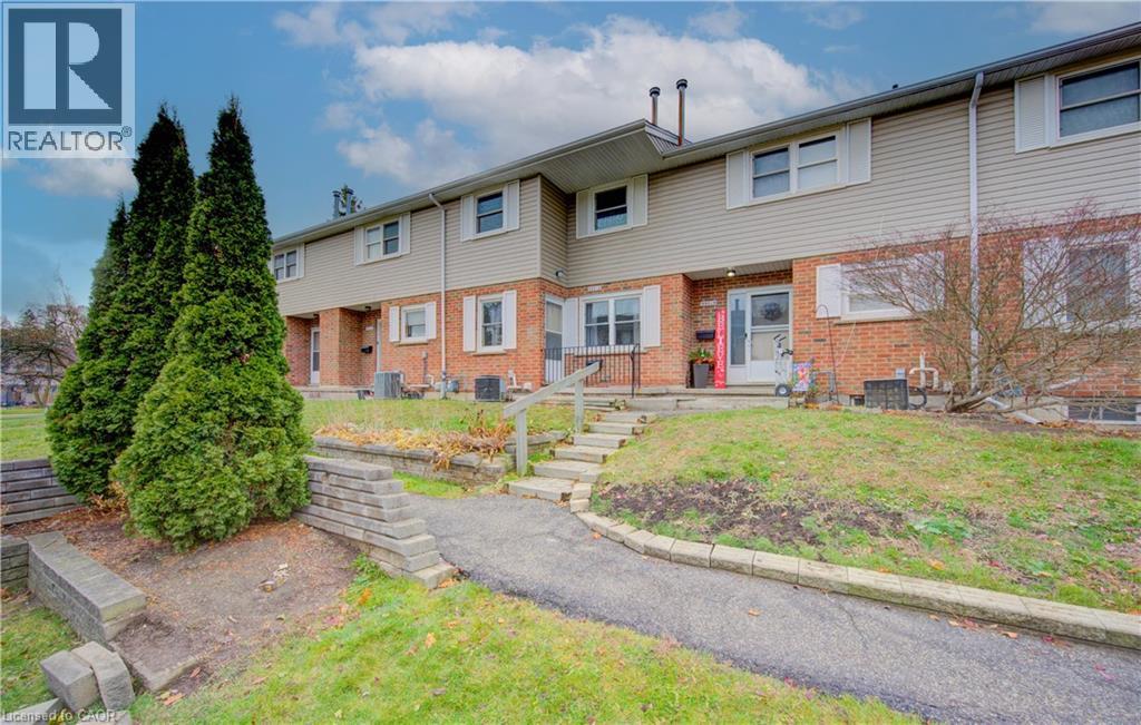 440 PIONEER Drive UnitNo. 3, Kitchener